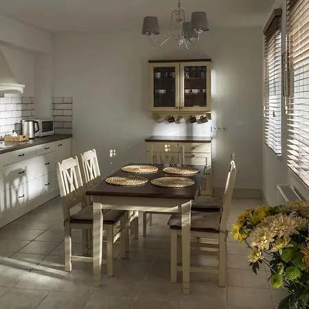 Lägenhet Na Patio By Marea